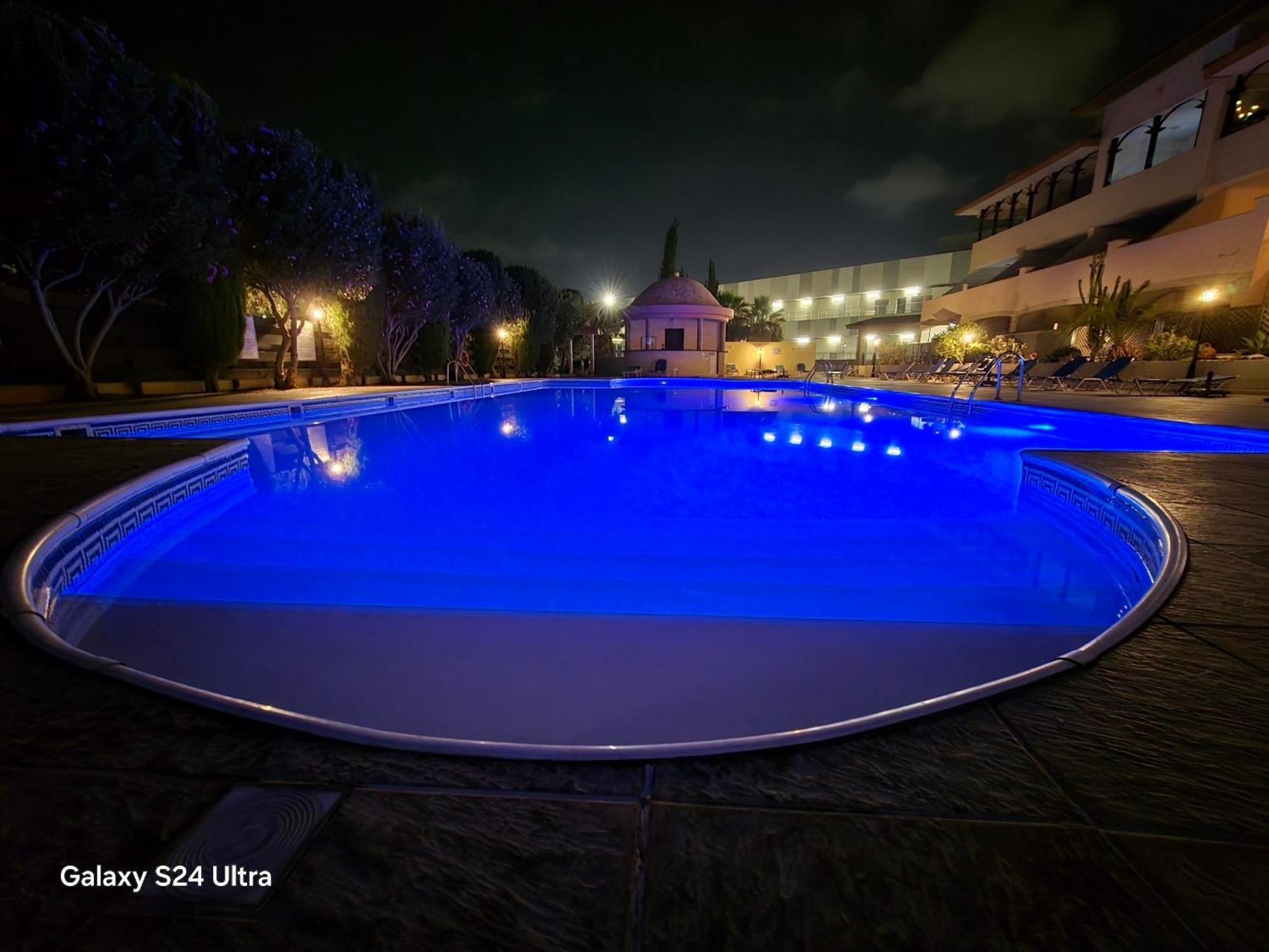 Queen Anna'S Dream 1 Bedroom Apartment Paphos ภายนอก รูปภาพ